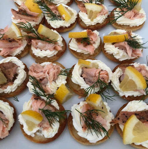 Opinii despre Krohns Køkken Aps în Køge - Gastronomi og hotelvirksomhed