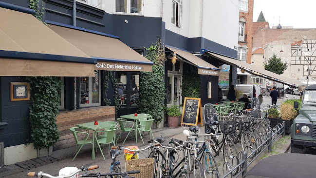 Comentarii opinii despre Det Elektriske Hjørne