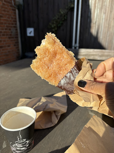 Opinii despre Lyngens Bageri în Køge - Gastronomi og hotelvirksomhed