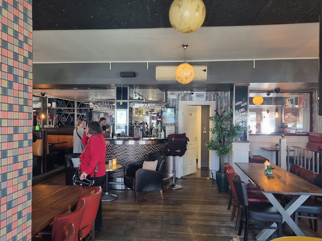 Café Mango - Gastronomi og hotelvirksomhed