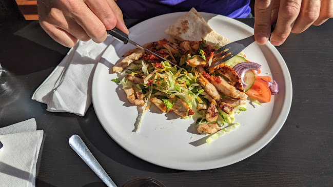 Queen Pizza & Grill - Gastronomi og hotelvirksomhed