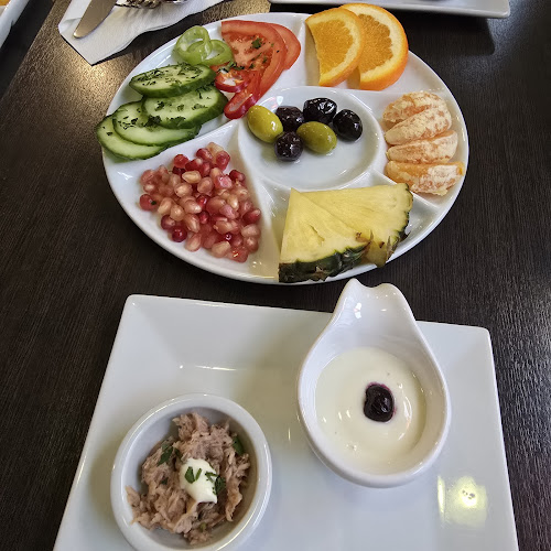 Sis Kulgrill - Gastronomi og hotelvirksomhed