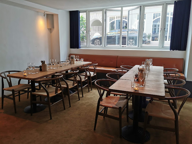 Opinii despre Madklubben København în Humlebæk - Gastronomi og hotelvirksomhed