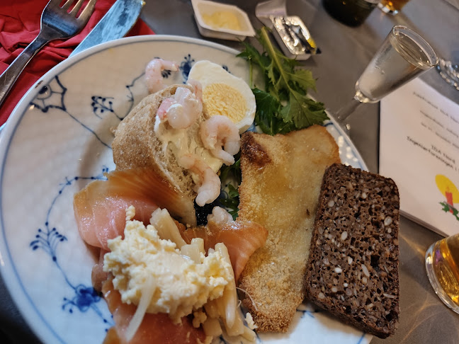 Opinii despre Restaurant Vejgaard Hallen în Aalborg - Gastronomi og hotelvirksomhed