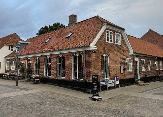 Vester Strandgade 1, Torvet 14, 6950 Ringkøbing