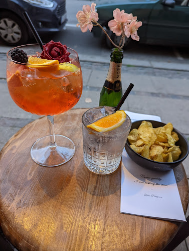 Opinii despre Bubbles Bar în København - Gastronomi og hotelvirksomhed