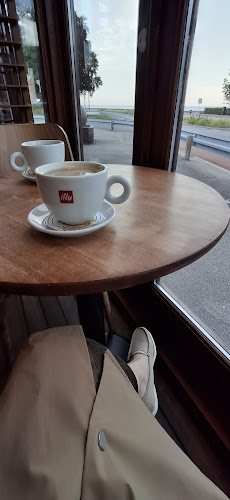 Café Jorden Rundt - Charlottenlund