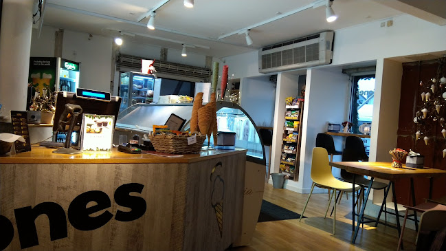 Comentarii opinii despre Cups 'n Cones Køge