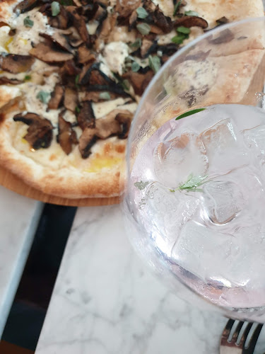 Comentarii opinii despre Frankies Pizza