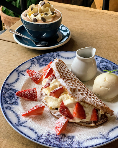 Ø12 Coffee and Eatery