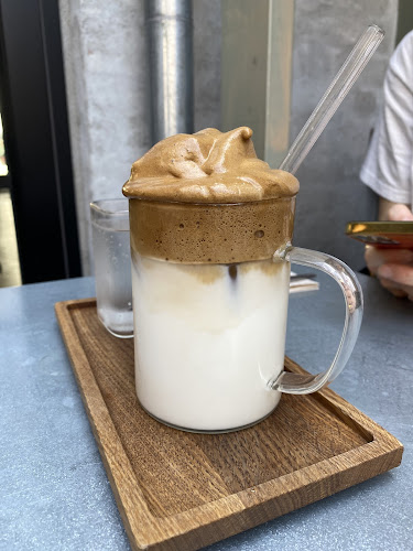 Comentarii opinii despre Emma Emma