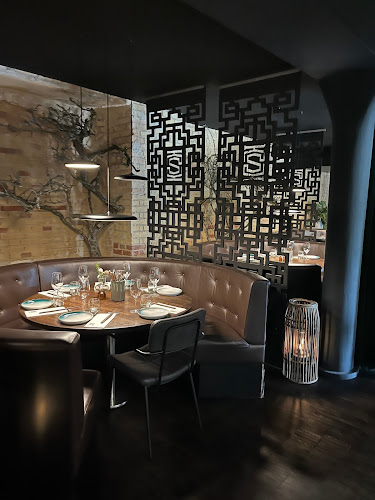 Comentarii opinii despre Keyser Social