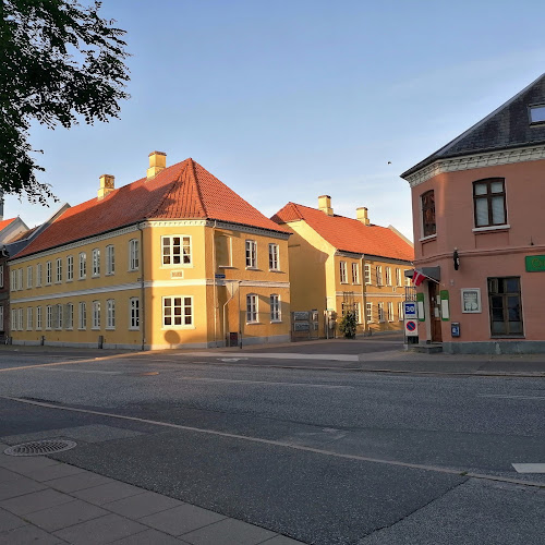 Cafè Urban & Bar - Gastronomi og hotelvirksomhed