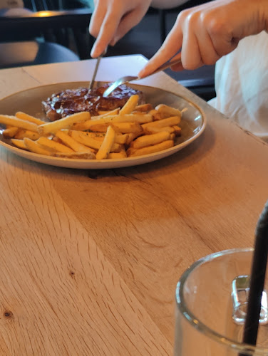 Comentarii opinii despre Bash Burger • Grill