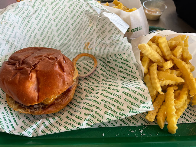 Gasoline Grill - Gastronomi og hotelvirksomhed