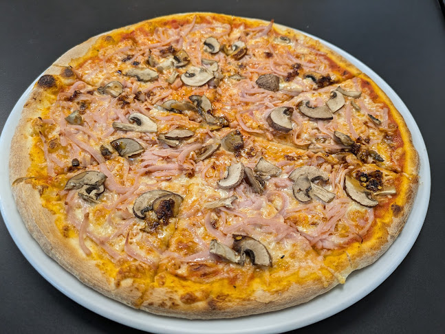 Comentarii opinii despre Tune Pizza & Kebabhouse