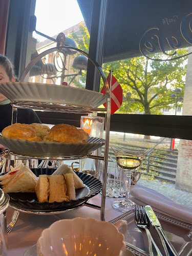 Duse - Gastronomi og hotelvirksomhed