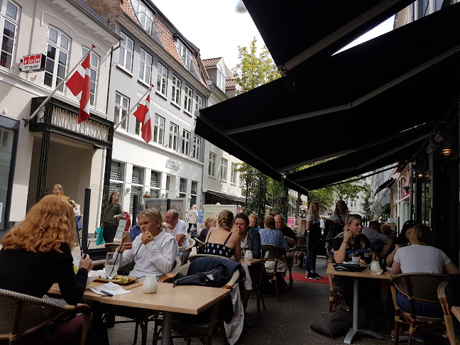 Marcello's - Gastronomi og hotelvirksomhed