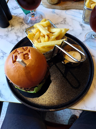 Comentarii opinii despre STAY Cafe