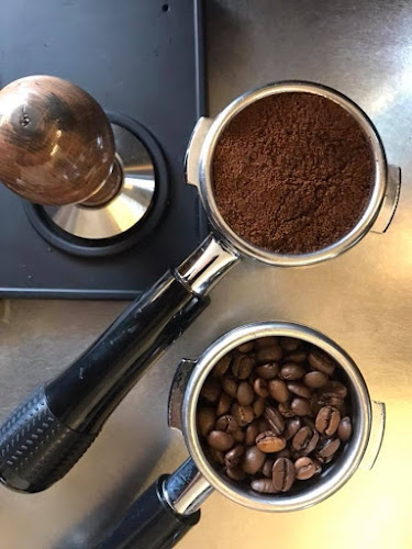 Opinii despre Bellas Coffee Cup în København - Gastronomi og hotelvirksomhed