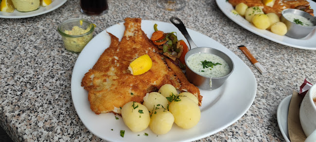 Opinii despre Røgeriets Spisested în Hvide Sande - Gastronomi og hotelvirksomhed