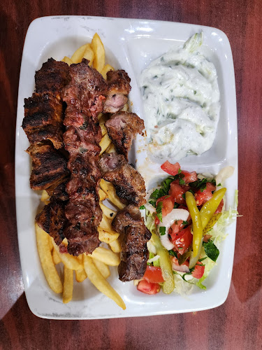 Opinii despre Öz Konya Kebab în København - Gastronomi og hotelvirksomhed