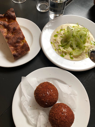 Casamadre - Gastronomi og hotelvirksomhed