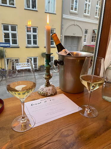 Peder Hvitfeldts Stræde 17, 1173 København