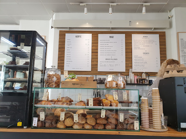 UNOkaffebar - Gastronomi og hotelvirksomhed