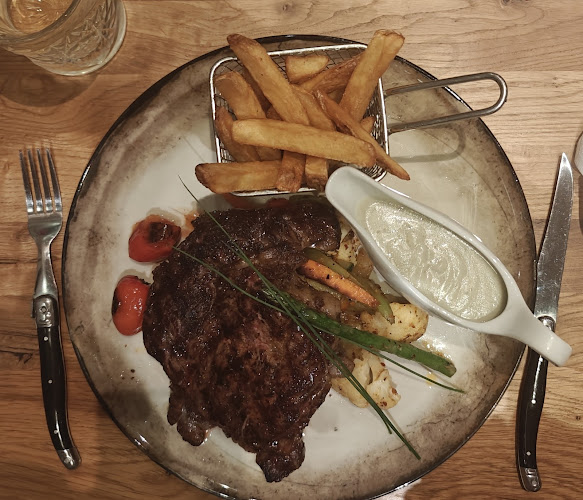 Cafe Alex - Gastronomi og hotelvirksomhed