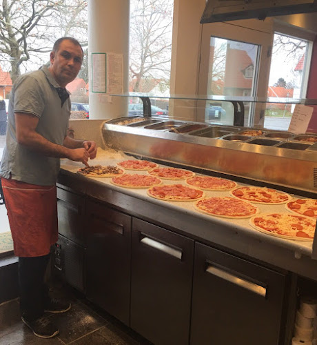 Opinii despre Mama Rosa în Virum - Gastronomi og hotelvirksomhed