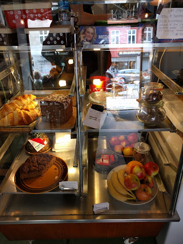 Comentarii opinii despre Petról Kaffe & Gear