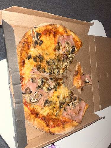 Comentarii opinii despre Mega Pizza