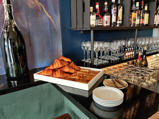 Comentarii opinii despre Alfons