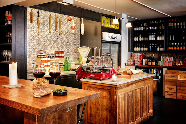 Comentarii opinii despre Nebbiolo Winebar