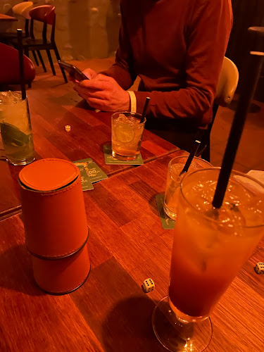 Hva'Bar - Gastronomi og hotelvirksomhed