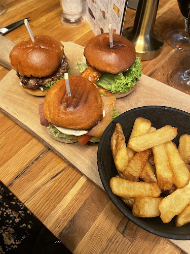 Cafe Zehros - Gastronomi og hotelvirksomhed