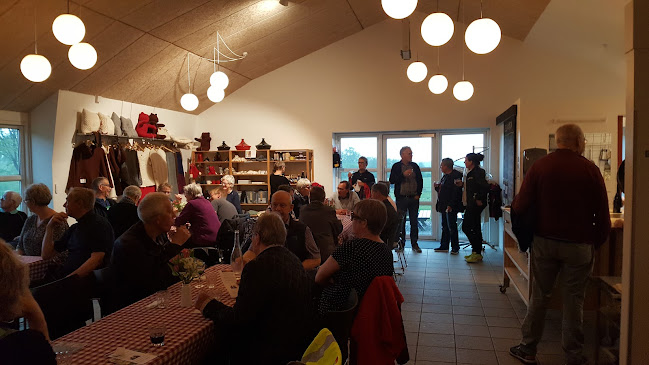 Opinii despre Stampenborg/Hanne Damtoft Johansen în Rødekro - Gastronomi og hotelvirksomhed