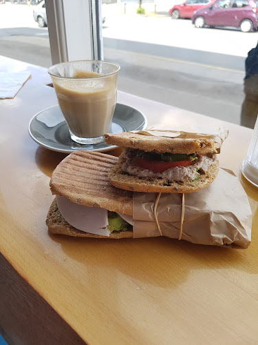 Cafe Pilos - Gastronomi og hotelvirksomhed