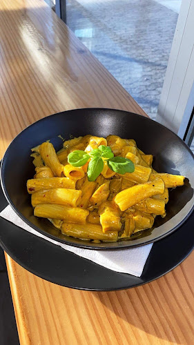 Comentarii opinii despre RUSTIK