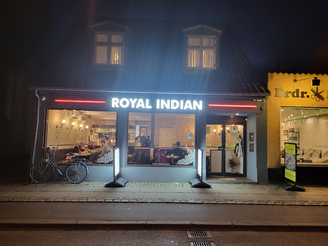 Comentarii opinii despre Royal Indian