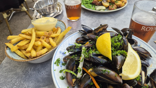 Opinii despre Restaurant Løkken Badehotel în Løkken - Gastronomi og hotelvirksomhed