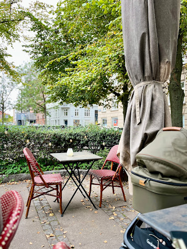 Løgstørgade 8, 2100 København