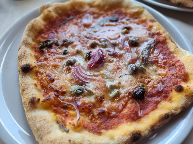 Opinii despre Costa Paradiso Restaurant în Rønnede - Gastronomi og hotelvirksomhed