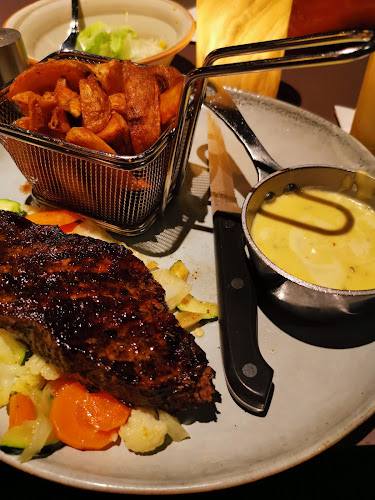 Opinii despre Cafe A Rugårdsvej în Odense - Gastronomi og hotelvirksomhed