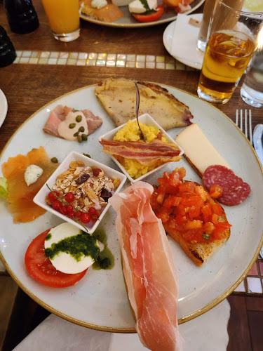 Comentarii opinii despre Amici Miei