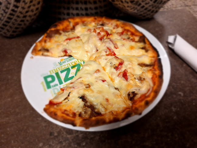 Opinii despre Melis Pizza & Kebab în Fredericia - Gastronomi og hotelvirksomhed