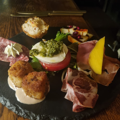 Comentarii opinii despre Mercante