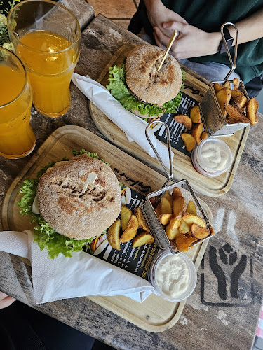 Den Gyldne Ovn - Gastronomi og hotelvirksomhed