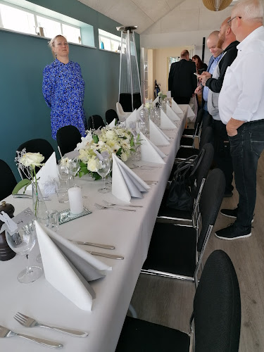 Mommark Marina - Gastronomi og hotelvirksomhed